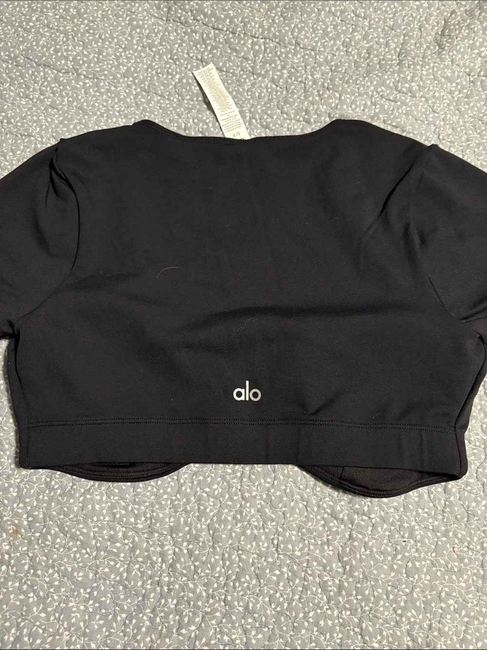 ALO Yoga Black Scoop Neck Crop Top